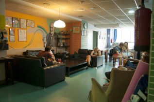 be-dream-hostel-barcelona-common-areas-16